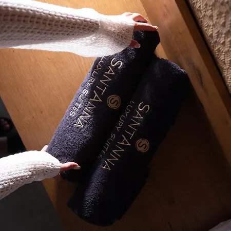 Santanna Luxury מלון אימרוביגלי